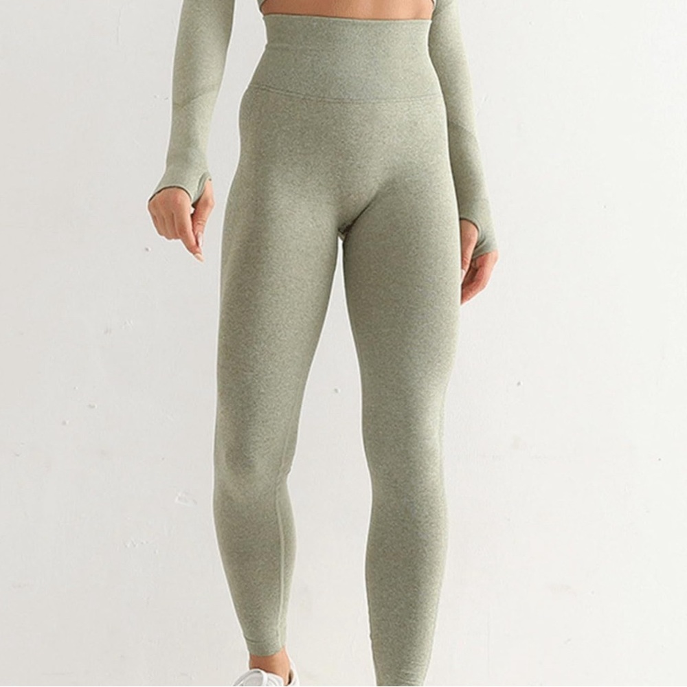 Amazon Medium Army Green Leggings